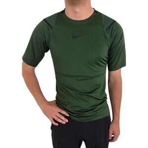 Nike Men's Green Pro AeroAdapt Slim Fit Short Sleeve Training T-Shirt Size S
